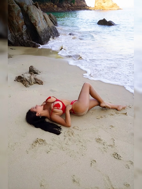 🥳Приветствую )))

  Я Sexy Татарочка Александра 🥰😘🥳

   Шикарные натуральные формы 

   Грудь натуральная 4 размер и сочная 🍑

  Ласковая...
