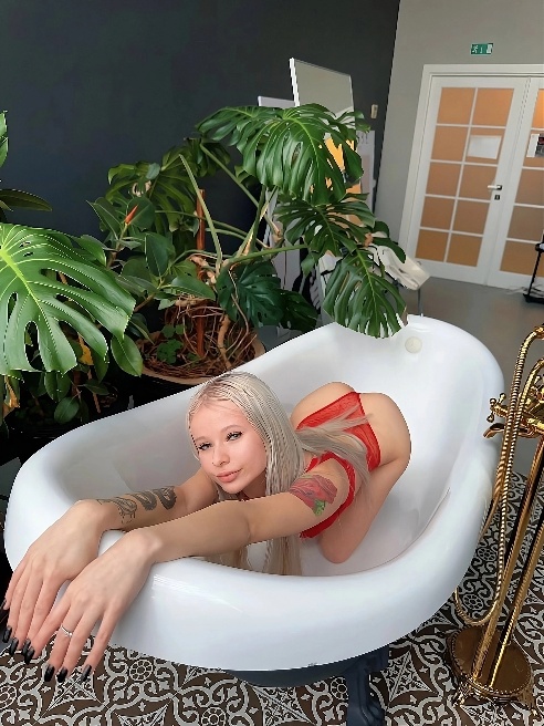 🔞ЮНАЯ 18-ти ЛЕТНЯЯ БЛОНДИНОЧКА

🔞ТВОЯ ЛЮБОВНИЦА,ЛЮБЛЮ АНАЛЬНЫЙ СЕКС! НЕДАВНО  НА САЙТЕ

—Привет,дорогой мой счастливчик 😘А счастливчик,по...
