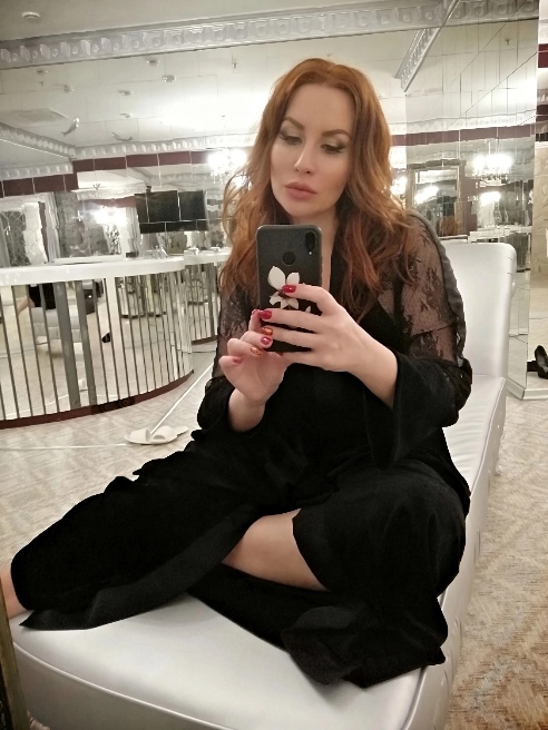 Открыта для длительных взаимовыгодных отношений GFE



Мой тг канал можно найти в описании профиля по нику тг @tanyafoxadmin или просто...