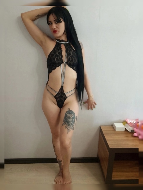 Soy una chica sexy 😉😉y delgada , apasionada❤️❤️, eficaz 🔥🔥, emprendedora👌🏻👌🏻, motivadora , feliz😁😁 , muy relajada y sobre todo con muchas...