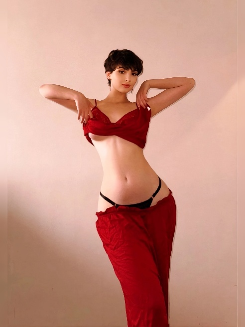 Мбр и поцелуй уже включены!!!❤

Обожаю когда мужчина берет все в свои руки и управляет нашем танцем дикой страсти😏

Я принимаю одна, в хо...
