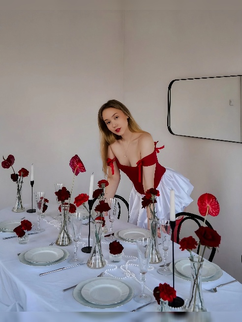Давай познакомимся поближе…подписывайся на мой канал и читай дальше 💗



Меня зовут Мила Альма — но для тебя я могу быть просто Миланой....
