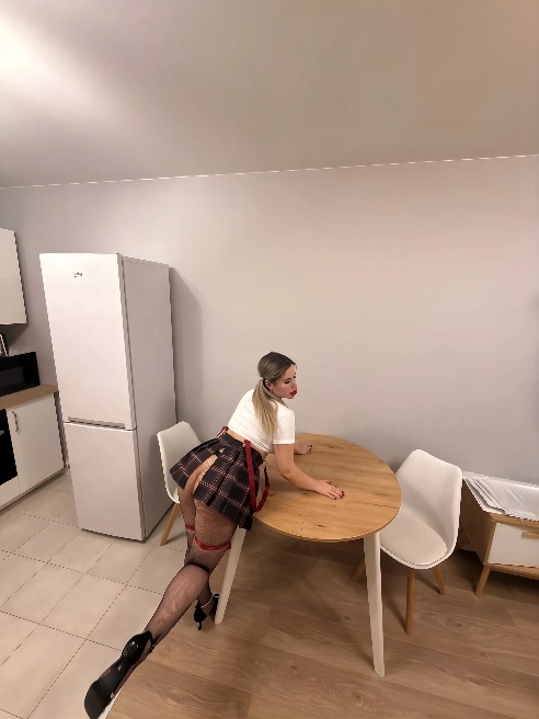Сочная попка🍑 с красивыми дырочками ждёт тебя💋

Я Алёна🥰. Инди принимаю у себя без подруг!

Подарю тебе страстную любовь ❤