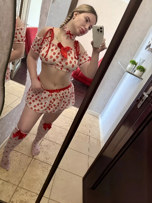 Сочная попка🍑 с красивыми дырочками ждёт тебя💋

Я Алёна🥰. Инди принимаю у себя без подруг!

Подарю тебе страстную любовь ❤