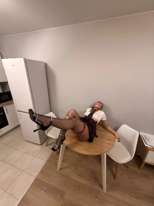 Сочная попка🍑 с красивыми дырочками ждёт тебя💋

Я Алёна🥰. Инди принимаю у себя без подруг!

Подарю тебе страстную любовь ❤
