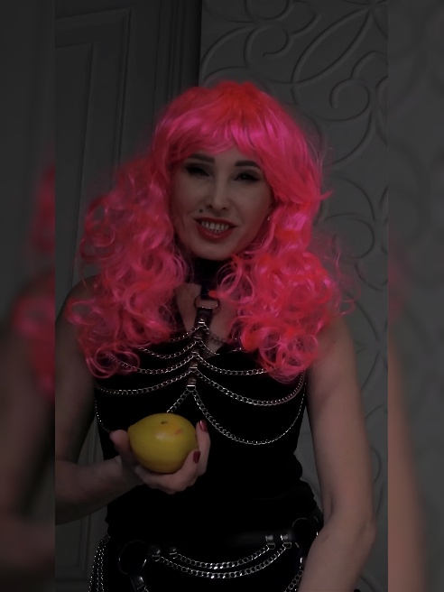 Страстная сексуальная кошечка, горяча от природы..

Я буду с Тобой нежной и ласковой, игривой и развратной..

Я Свитч..

Фото без ретуши....