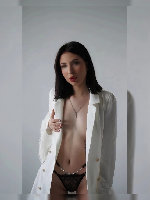 💋Я обожаю секс и все что с ним связано, я горю встречами! 🔥



💋В одном флаконе во мне совмещены сексуальность, милота и извращённость 😇...