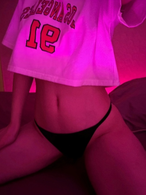 Индивидуально 

Только Ты и Я ❤

Фото мои 200% и полностью соответствуют ✅🤑🤑

Во мне совмещены сексуальность,❤🔥 милота😽,

Ласковая и стра...