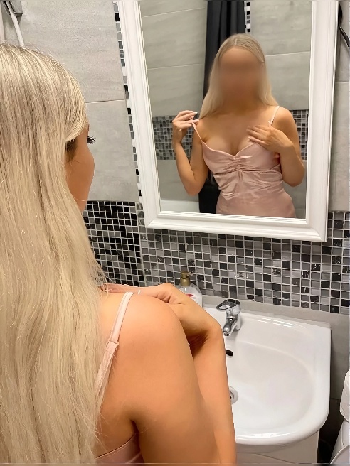Я обожаю интимные встречи и все, что с ними связано! 💋✨



Во мне гармонично сочетаются сексуальность, очарование и немного озорства. 😇💖...