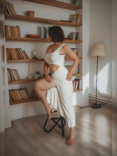 Я вернулась с отдыха и жду Вас!Страстная искусительница, божественно привлекательная и дьявольски сексуальна.) Серьезно отношусь к встреч...