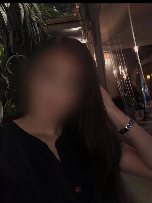 Мои руки будут плавно скользить по твоей коже, подогревая желание💋💖. Затем я нежно опущусь вниз, чтобы сделать тебе невероятно чувственны...