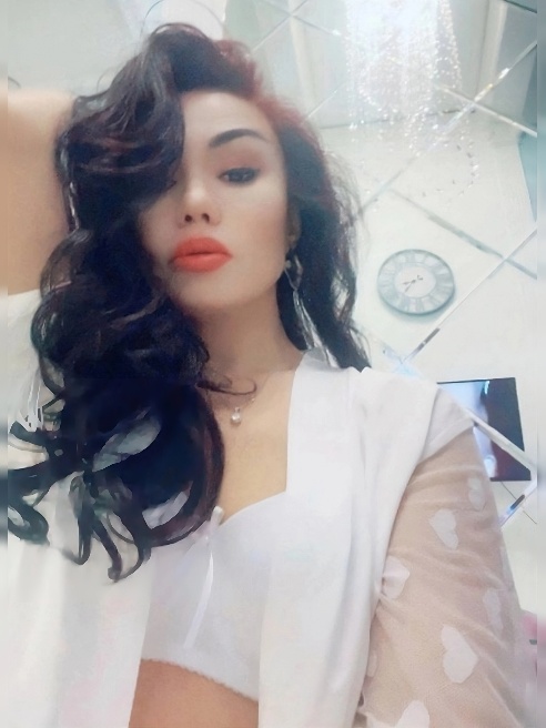 Привет меня зовут карина я обожаю заниматься сексом 🔥🔥🔥🔥 и обещаю тебе показать 1001 ночь 💜💜💜 

Я обещаю тебе нежным и сладком 💋💋💋

Те...