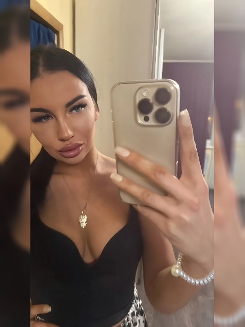 Сексуальная малышка 🔥🔥🔥🔥🔥🔥🔥со мной время будет лететь незаметно 🔥❤❤❤❤❤❤покажу тебе свои умения и навыки ,ты останешься довольным 🔥🔥🔥...