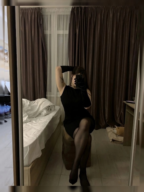 🎉Рада приветствовать тебя на своей анкете💤

❤️‍🔥 Давай знакомится - Меня зовут Алиса ✨✨✨

Приветствую тебя, дорогой мужчина!)❤️

Предпочи...