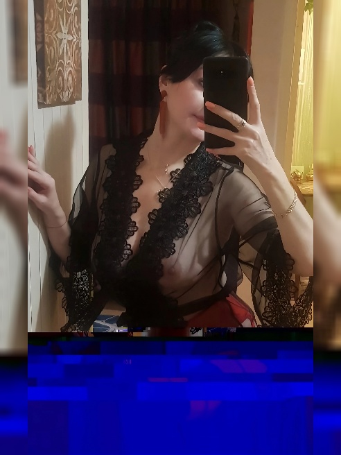 💫 ЗАДЁРНЕМ ШТОРЫ,ДВЕ СВЕЧИ САЖЖЁМ🕯

ГЛОТНЁМ ШАМПАНСКОГО ИЗ ТОНКОГО БОКАЛА,  

      И ТАНЦЕМ МЕДЛЕННЫМ ДВУХ ТЕЛ 

         С ТОБОЙ ПОЙДЁМ...