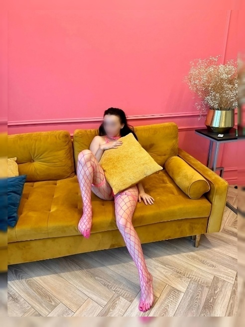 Выезжаю от 2х часов.

Виртую, высылаю откровенные фоточки.

Привезу подруг. Приеду на жмж или мжм