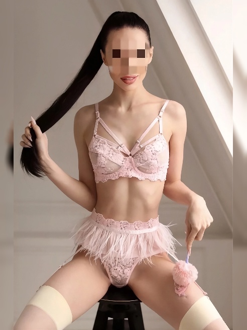 🖤ВСЕ НЕВОЗМОЖНОЕ - ВОЗМОЖНО !!!



     Меня зовут Кристина, ухоженная стройная брюнетка. Приглашаю в гости приятно провести время в моих...