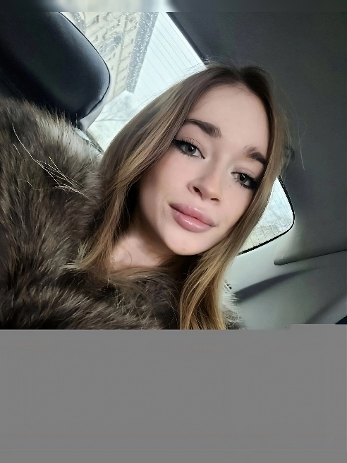 Всем привет!!! Меня зовут Юнона, горячая и ненасытная кошечка с натуральными сиськами 4-го размера и упругой попкой  🧡 🧡 🧡