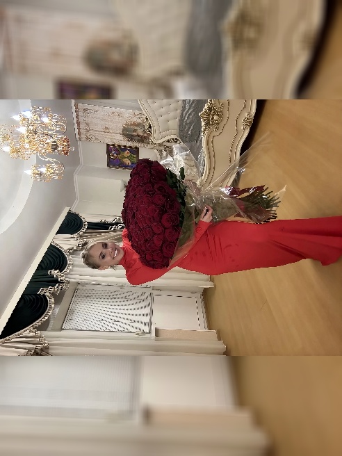 Привет дорогой!



Я – Лола Тейлор.❤❤❤🥰 Та самая, на которую много лет ты мог только смотреть. Сегодня вечером ты можешь прикоснуться к р...