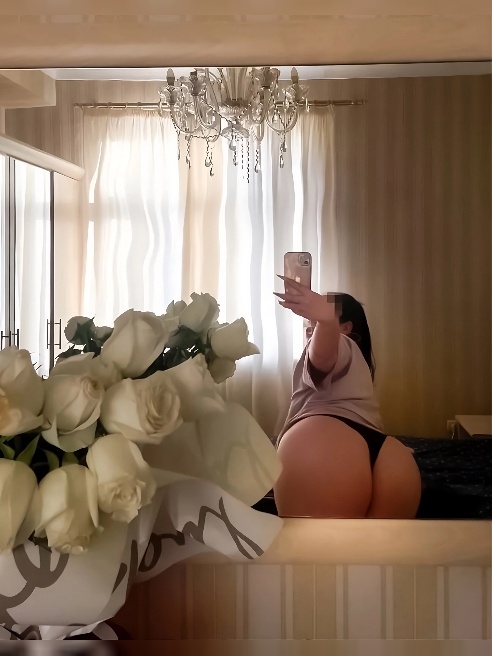 💋Секси малышка к твоим услугам! Люблю секс, люблю кончать, обожаю когда ты кончаешь мне на грудь, на лицо... Приглашаю в гости приличного...