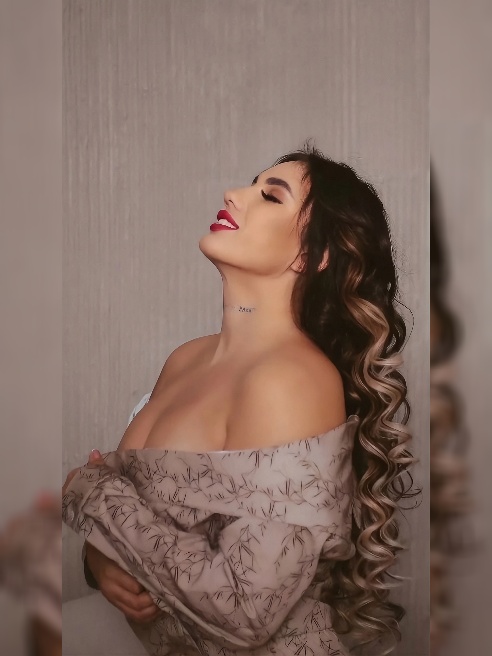ФОТО МОИ 100%, ПРОВЕРЕНЫ АДМИНАМИ САЙТА ! Я РЕАЛЬНАЯ ИНДИ ❤🌹👌🏻Сисястинькая , жопастенькая с тонкой талией и очень симпатичным личиком 🥰,...