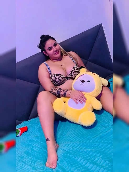 🥰 Soy una chica individual de grandes pechos , me encanta la pasión , soy de un temperamento ardiente y acogedor , mi calentura puede hac...
