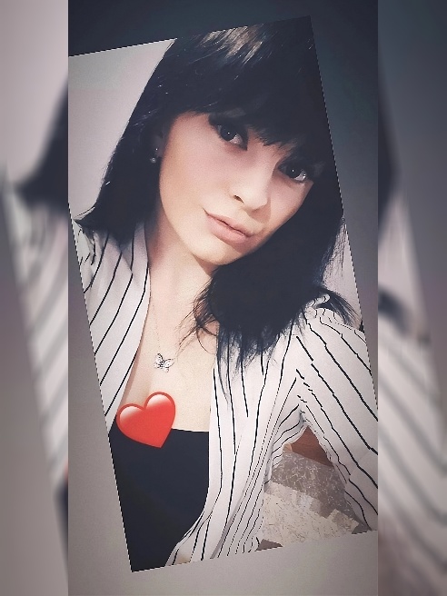 Привет я  Кристина , я милая ,ласковая и нежная ,но и безумно сексуальна !!!) ЗВОНИ! приеду в гости) 

