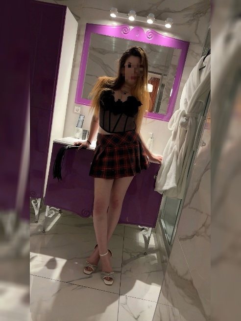Приветствую вас дорогие мужчины🤗 все фотографии пренадлижить  мне🍒 подарю незабываемый эмоции от совместного общению💋 без тараканов и про...