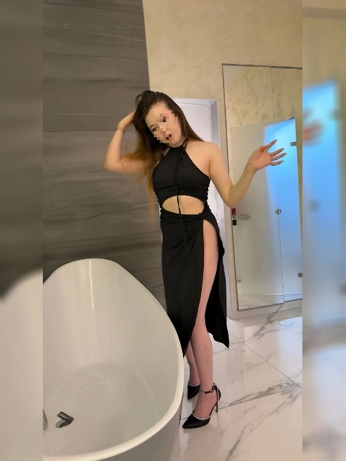 Приветствую вас дорогие мужчины🤗 все фотографии пренадлижить  мне🍒 подарю незабываемый эмоции от совместного общению💋 без тараканов и про...