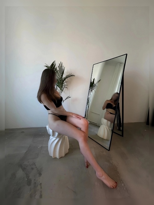 Я не просто красивая, я умею дарить настоящее удовольствие 💋 Моя страсть пробуждает дикое желание, а движения — чистая поэзия 🔥 Я гибкая,...