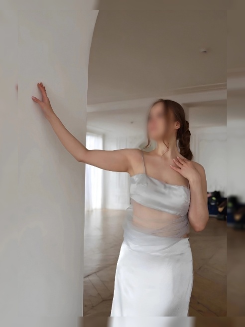 Я не просто красивая, я умею дарить настоящее удовольствие 💋 Моя страсть пробуждает дикое желание, а движения — чистая поэзия 🔥 Я гибкая,...