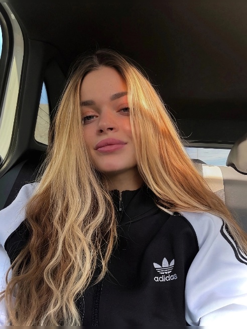 Новенькая в сфере, юная и веселая❤️
Здесь на 10 дней, надеюсь хорошо провести время, хочу посмотреть все классные места 🔥 Новенькая в сфере, юная и веселая❤️
Здесь на 10 дней, надеюсь хорошо провести время, хочу посмотреть все классные места 🔥