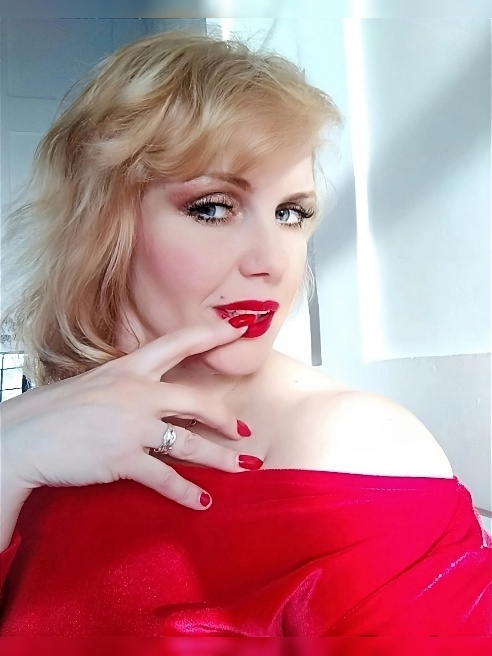 Очаровательная УНИКАЛЬНАЯ Славянская ЧАРОВНИЦА🌺☀️✨💖 Неповторима! 😍😍😍



Старый Вацап 89773705373 работает! 