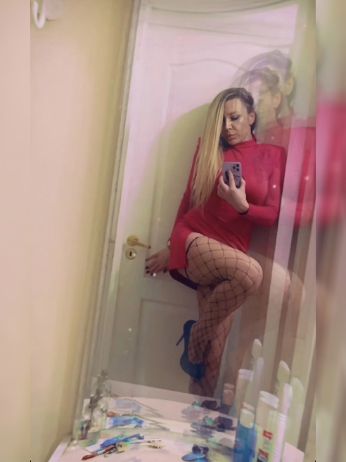 Я❤️💦💦👅🫦 уверена,милый,что ты , обязательно, захочешь ко мне вернуться! потому что, по мимо,сексуальности, горячего темперамента,я могу ок...