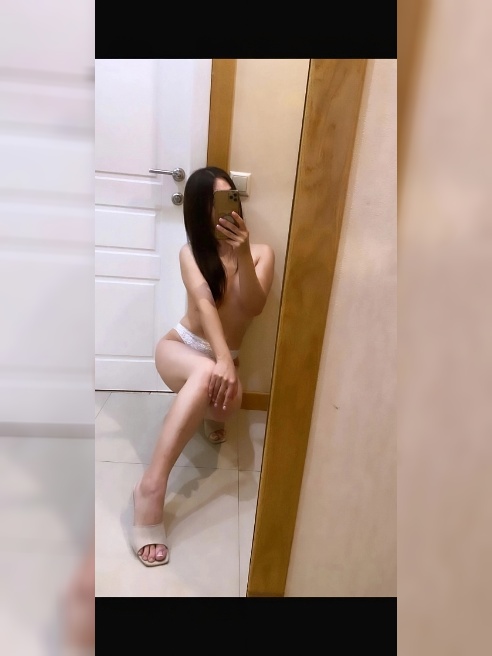 Очень красивая, с приятным телом,😋приятная, нежная ,☺сексуальная 🥂 жду тебя у меня, а еще могу приехать к тебе