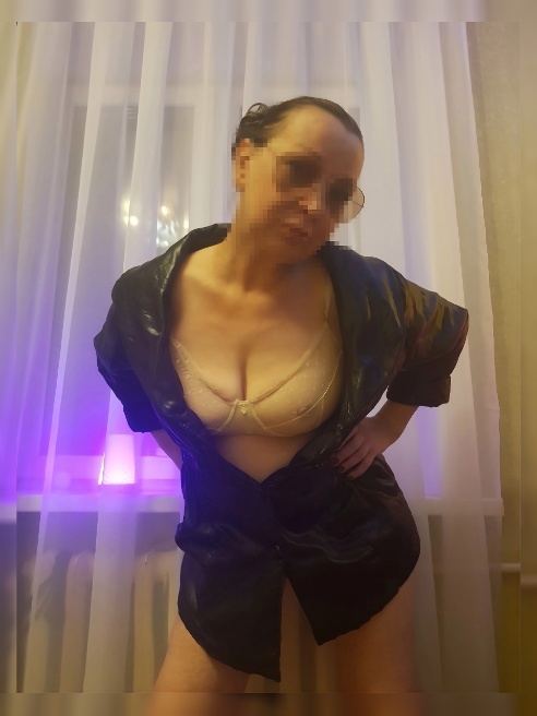 Фото подруги на сайте ! Брюнетка София! Тридцать три года,грудь троечка.метро   