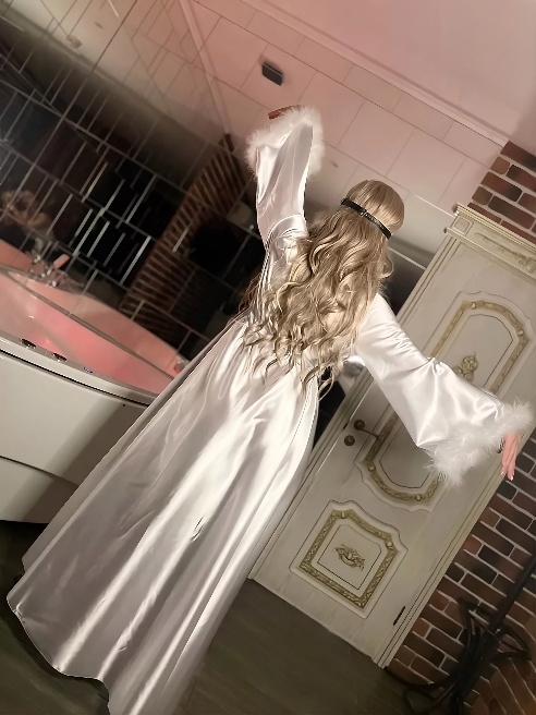 Нежная и чувствительная Марго с шикарной фигурой 💃с нетерпением ждёт к себе в гости. Кекс будет таким классным что тебе не захочется зака...