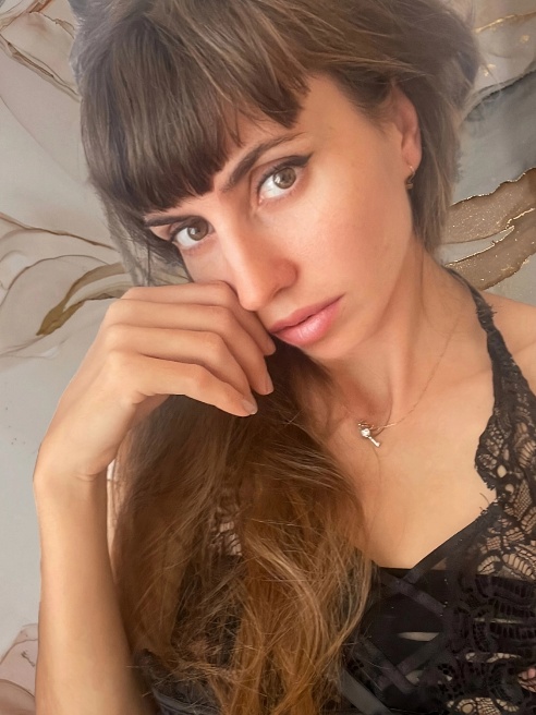 🌹🌹🌹 Привет, я Алёна! ) Буду рада познакомиться с приятным джентельменом! Украшу Ваш вечер или день, своей прекрасной компанией.
Я добр... 🌹🌹🌹 Привет, я Алёна! ) Буду рада познакомиться с приятным джентельменом! Украшу Ваш вечер или день, своей прекрасной компанией.
Я добр...