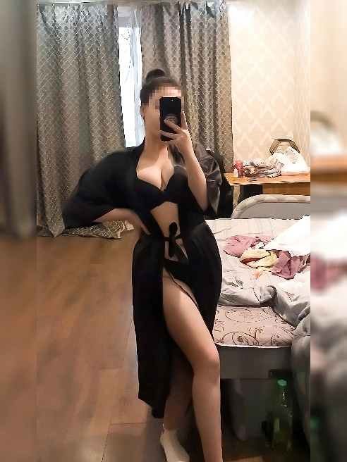Привет! Я Алиса🔥, молодая, сочная! У меня натуральная грудь 4--го размера, упругая попка и ещё много разных достоинств, о которых я расск...