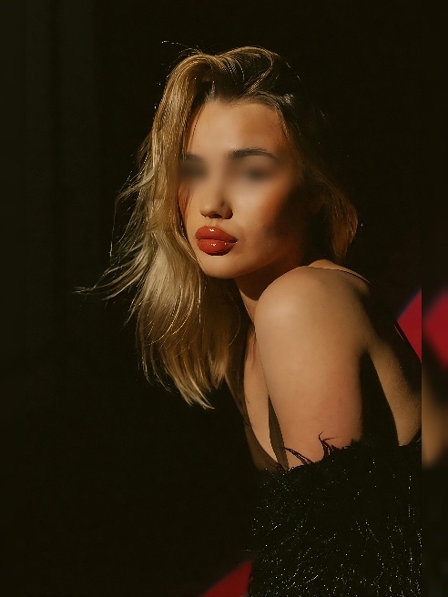 Яркая, красивая, очень чувственная и ухоженная 💦  💋Со мной гарантирован хороший отдых. Помогу расслабиться и забыть о проблемах.

