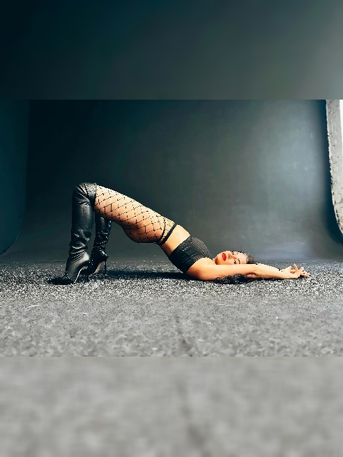 Страстная,развратница,ласковая,веселая💃 натуральная💯%,без тату ,спортивная!Всегда тебе рада!

Без животных в доме ,парковка во дворе для...