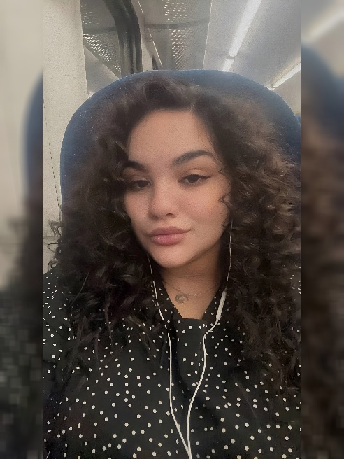 Привет, сладкий😚

Меня зовут Кристина, малышка с 5 размером и сочной задницей🍑🍑🍑Я уже рада что ты поситил мою анкетку, надеюсь на нашу в...