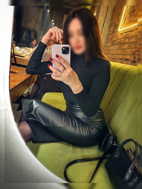 Привет, мой дорогой гость💗



💋💋💋Позво мне стать твоей путеводной звездой в мире удовольствий и наслаждений🍓🍓🍓





Я – сексуальная и заг...