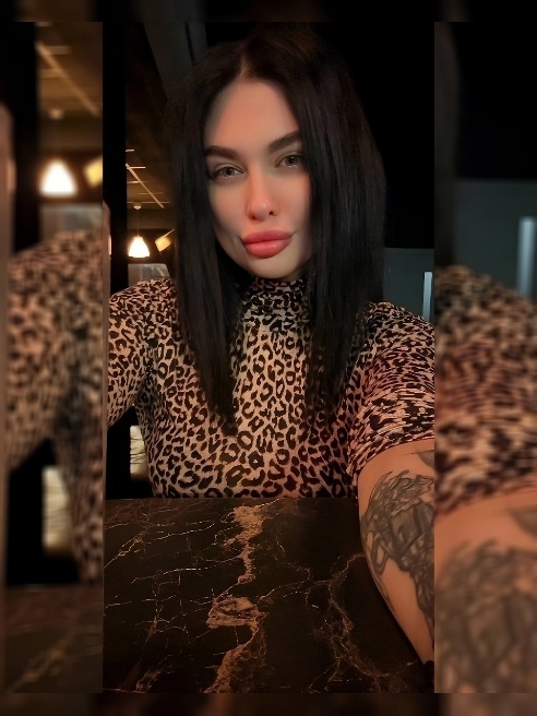 ❤️‍🔥Хочу поскорее с тобой познакомиться!)

💥Меня зовут Кристина и я здесь, чтобы добавить ярких красок в твою жизнь. Сексуальная, игривая...