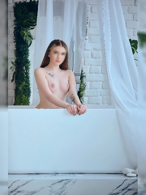 Так что, если ты любишь брать все в свои руки, я только ЗА💋😏

🍌Страстные поцелуи, нежный минет с язычком, горячий секс во всех позах, и в...