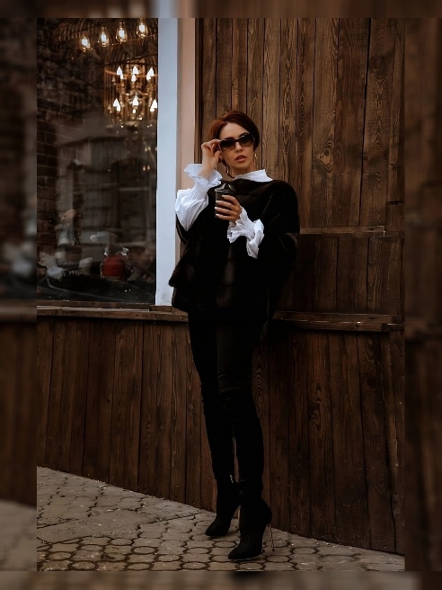 Яркая, эффектная, страстная, неповторимая Redhead!



Меня зовут Вика. Я ухоженная, раскрепощённая, открытая, общительная девушка. Обожаю...