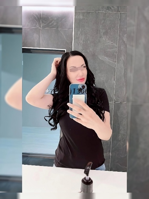 Привет, я Диана — высокая, эффектная брюнетка, умеющая доводить мужчину до дрожи… Мне 31, и я точно знаю, что тебе нужно. Обожаю делать м... Привет, я Диана — высокая, эффектная брюнетка, умеющая доводить мужчину до дрожи… Мне 31, и я точно знаю, что тебе нужно. Обожаю делать м...