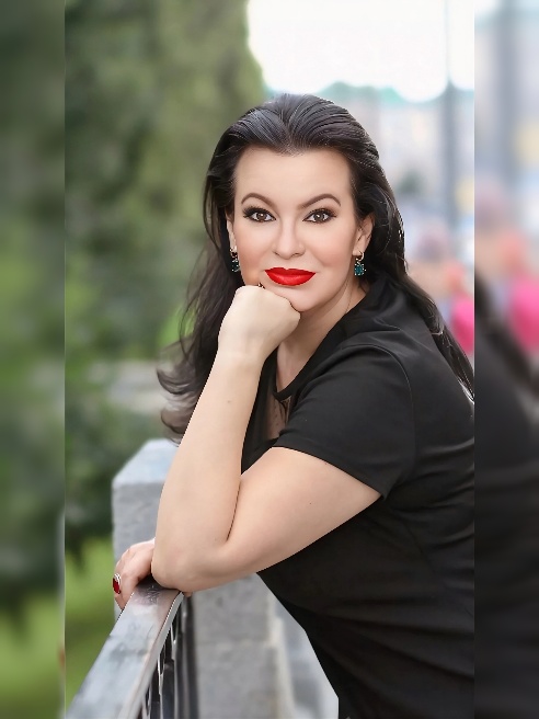 Только Выезд.  С удовольствием встречусь  с Вами... .Обожаю анальный секс ...О встрече предпочтительнее договариваться заранее... В летни...