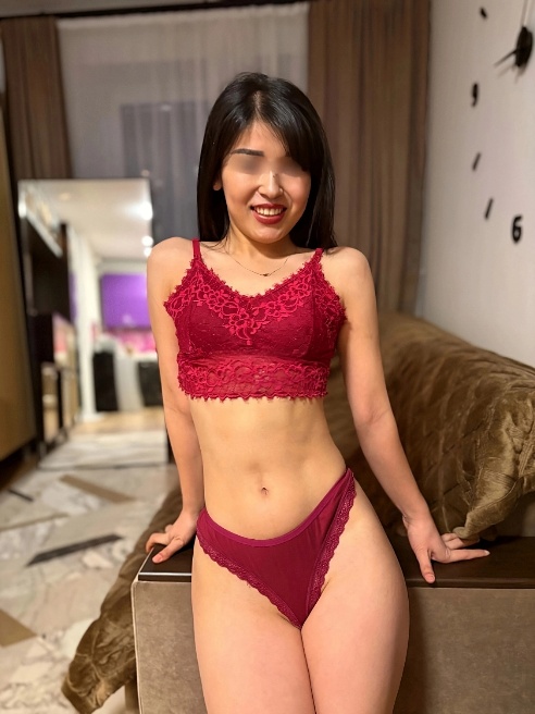 Обладательница самых сексуальных параметров фигуры 💖😍🍒 У меня ОЧЕНЬ узкая талия, нет животика, но попка очень накачанная😍😍😍 Одним словом... Обладательница самых сексуальных параметров фигуры 💖😍🍒 У меня ОЧЕНЬ узкая талия, нет животика, но попка очень накачанная😍😍😍 Одним словом...