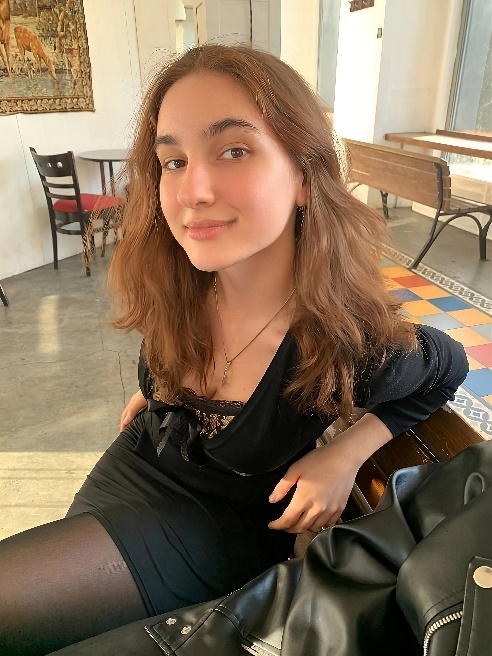 Привет милый мой 🥰Давай знакомиться ,меня зовут Катя 💞Страстная ,ласковая и нежная 🔥🫶 Возбужу тебя как только ты войдешь и буду влюблять...